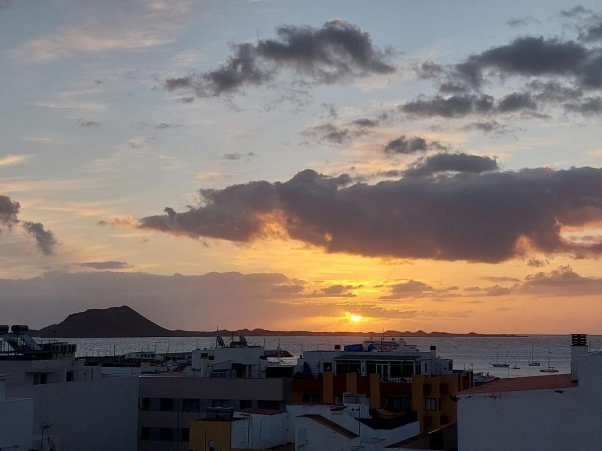 Precioso Atico Con Vistas Al Mar Parking Gratuito Apartment Corralejo Ngoại thất bức ảnh